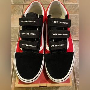 VANS OLD SKOOL V LOGO ‘RED, WHITE, BLACK’